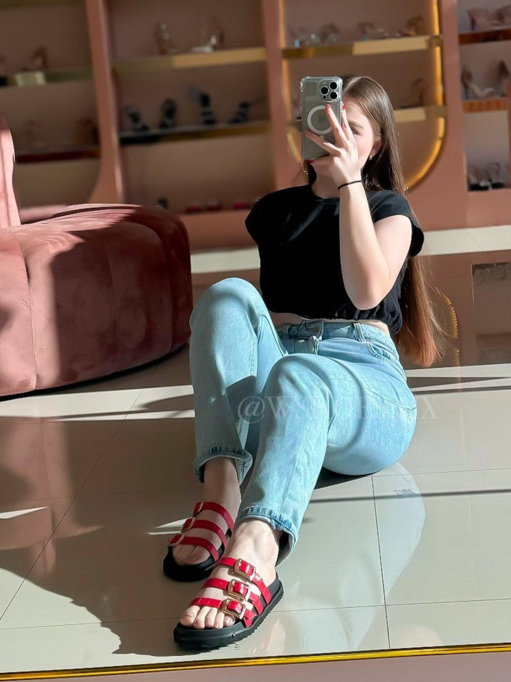 ALINA ROJO